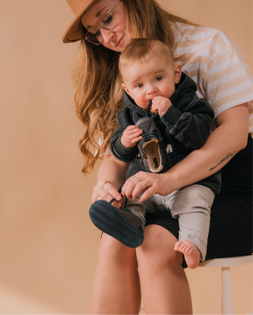 Pointure bébé et enfant : comment mesurer son pied